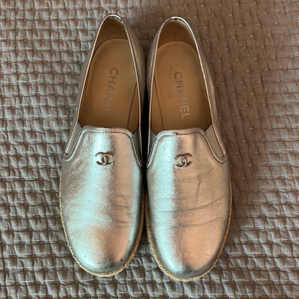 Chanel silver espadrilles sz 39